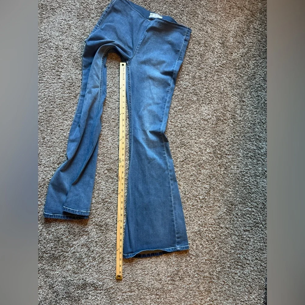 Free People Penny Pull-On Flare Jeans Light Wash High Rise Stretch